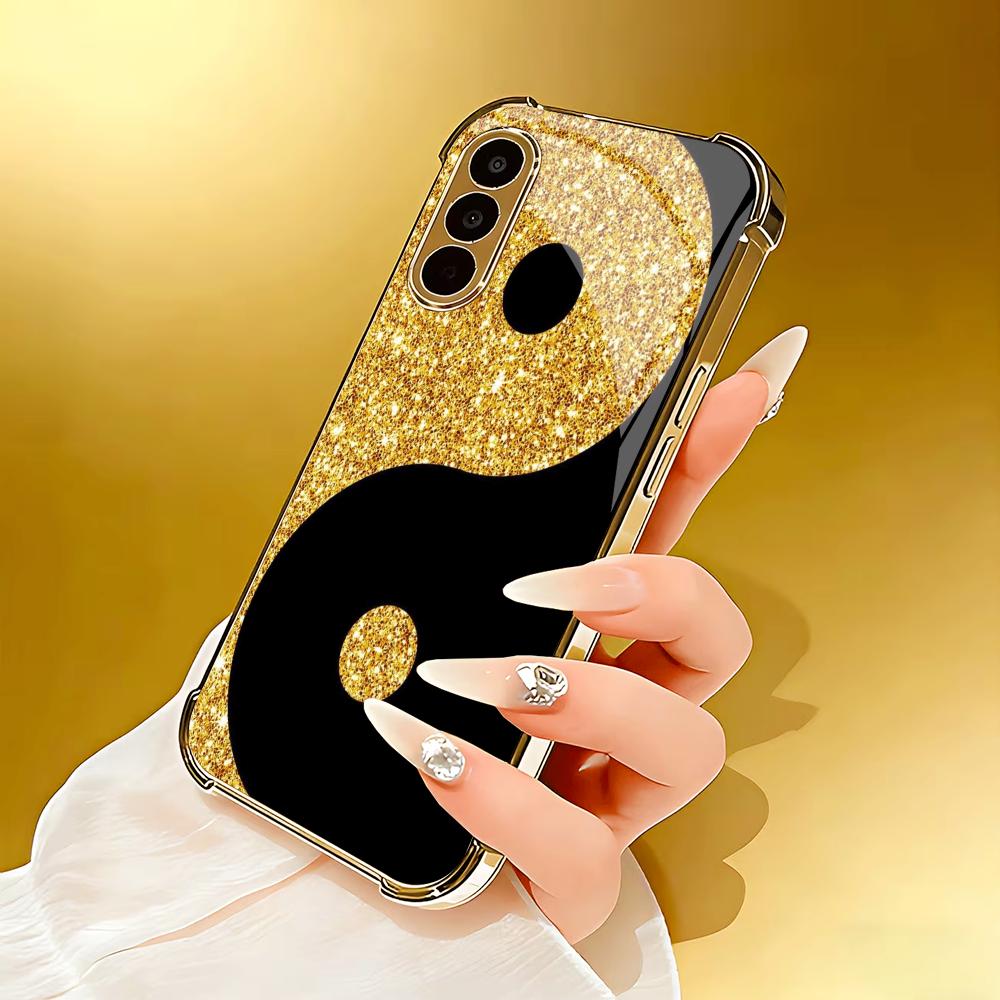 Luksusowe etui na telefon z wz – Pc Case Tempered Glass recenzja i cena